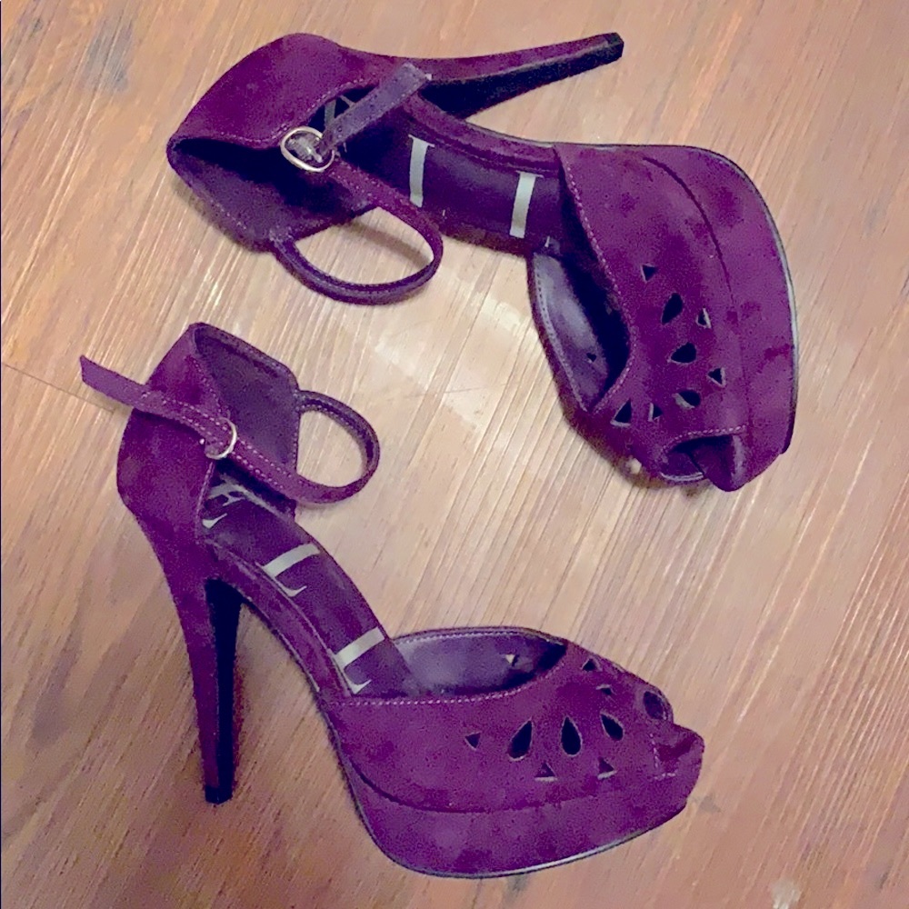 Elle peep toe purple suede heel